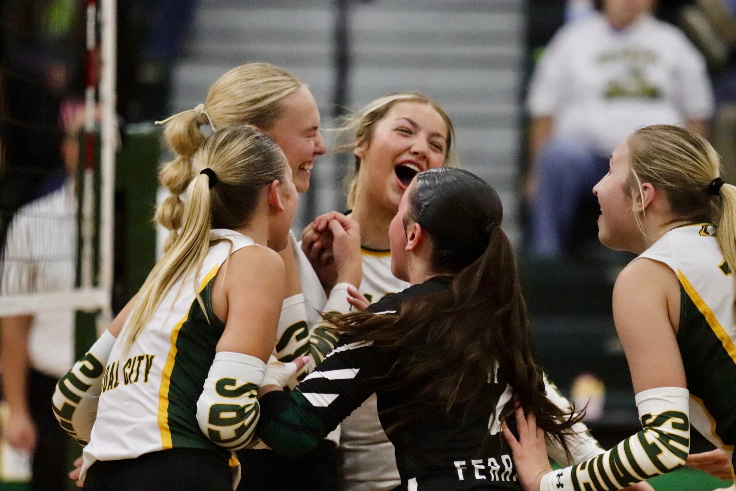 Coal City in control throughout straight-sets 2A regional title win over Seneca — Barrington Arts news